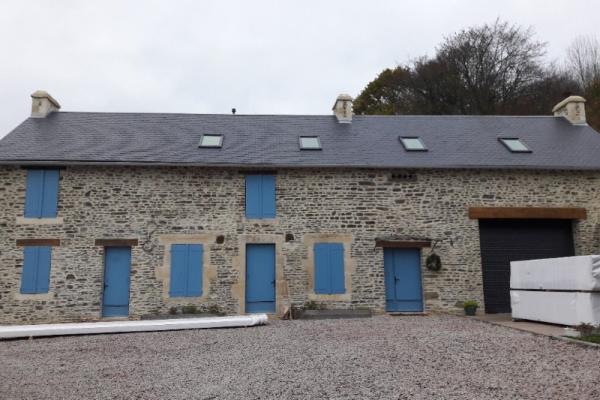 Rénovation d'une toiture sur une belle longere proche de Pont d'ouilly 